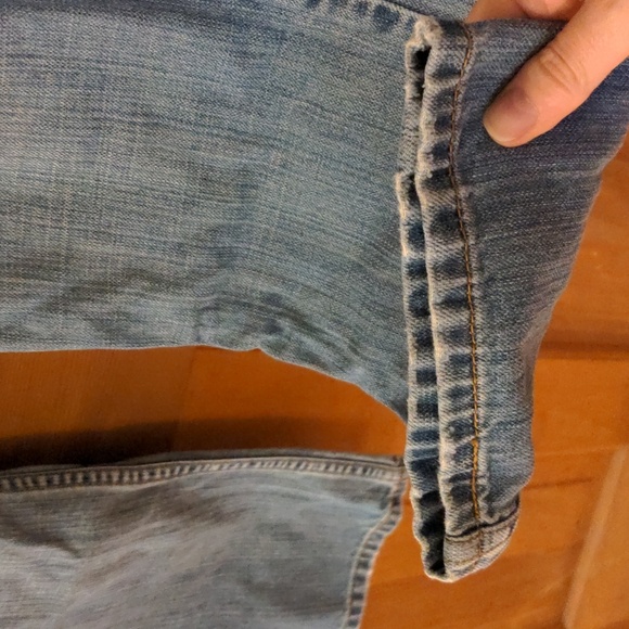 Levi's Signature Cotton Distressed Low Rise Button Fly Size 5 Jeans 🔥Host Pick - Picture 4 of 12
